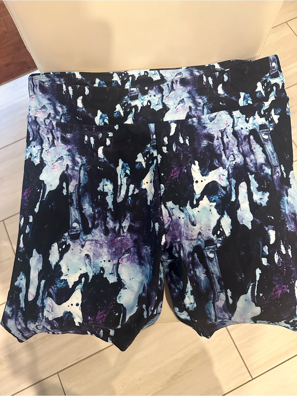 Women’s Abstract Print swim Shorts - Black & Purple